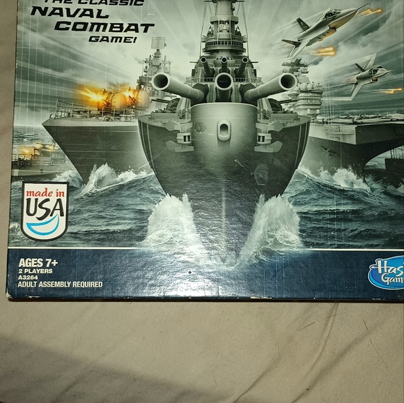 Battleship Board Game - Picture 1 of 3